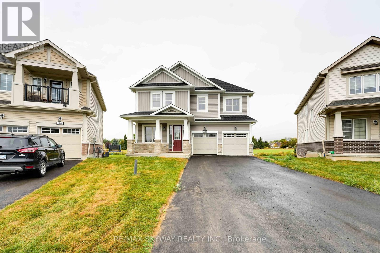 76 GOLF LINKS DRIVE, Loyalist, Ontario