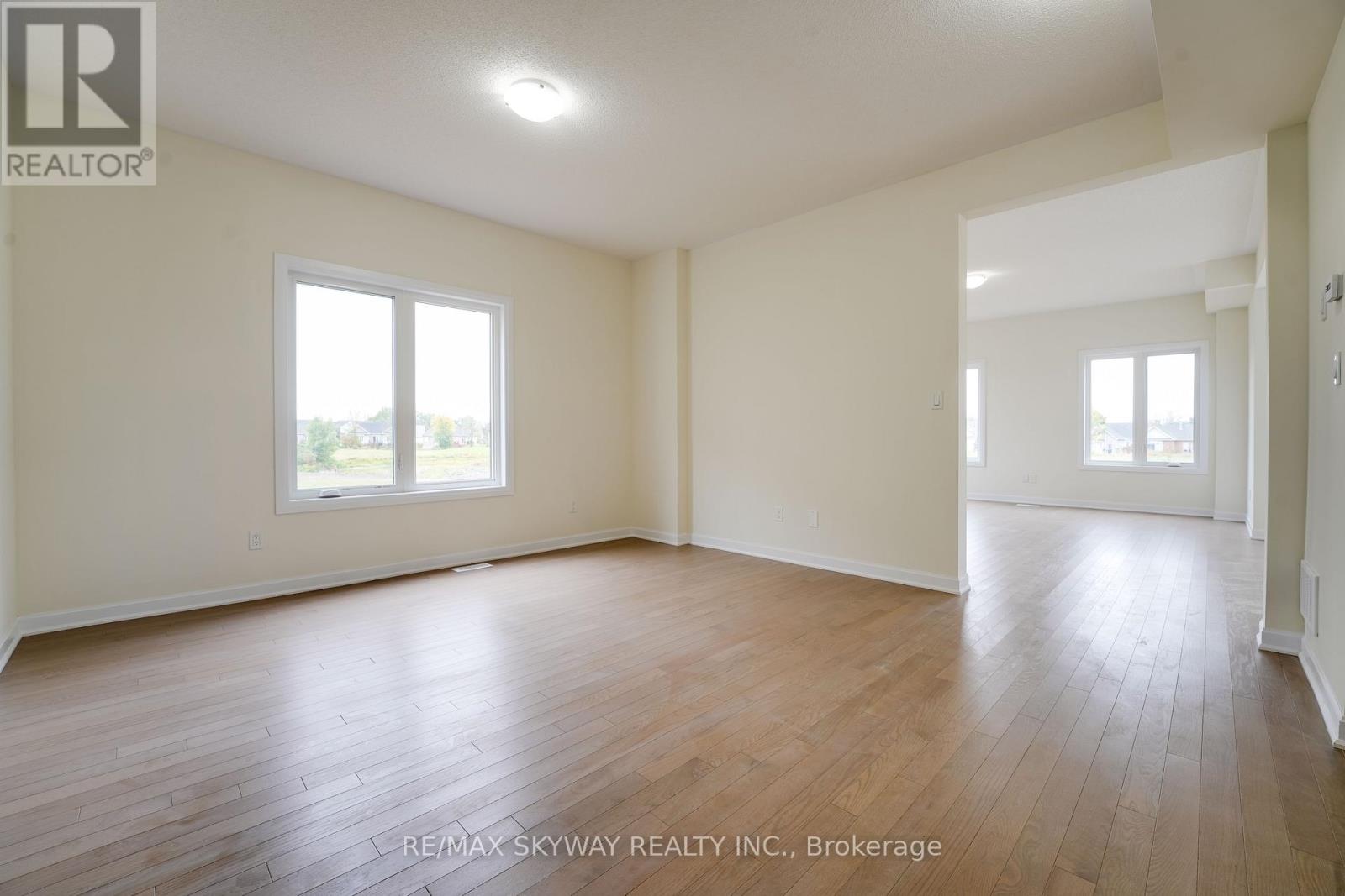76 Golf Links Drive, Loyalist, Ontario  K0H 0B4 - Photo 10 - X12437293