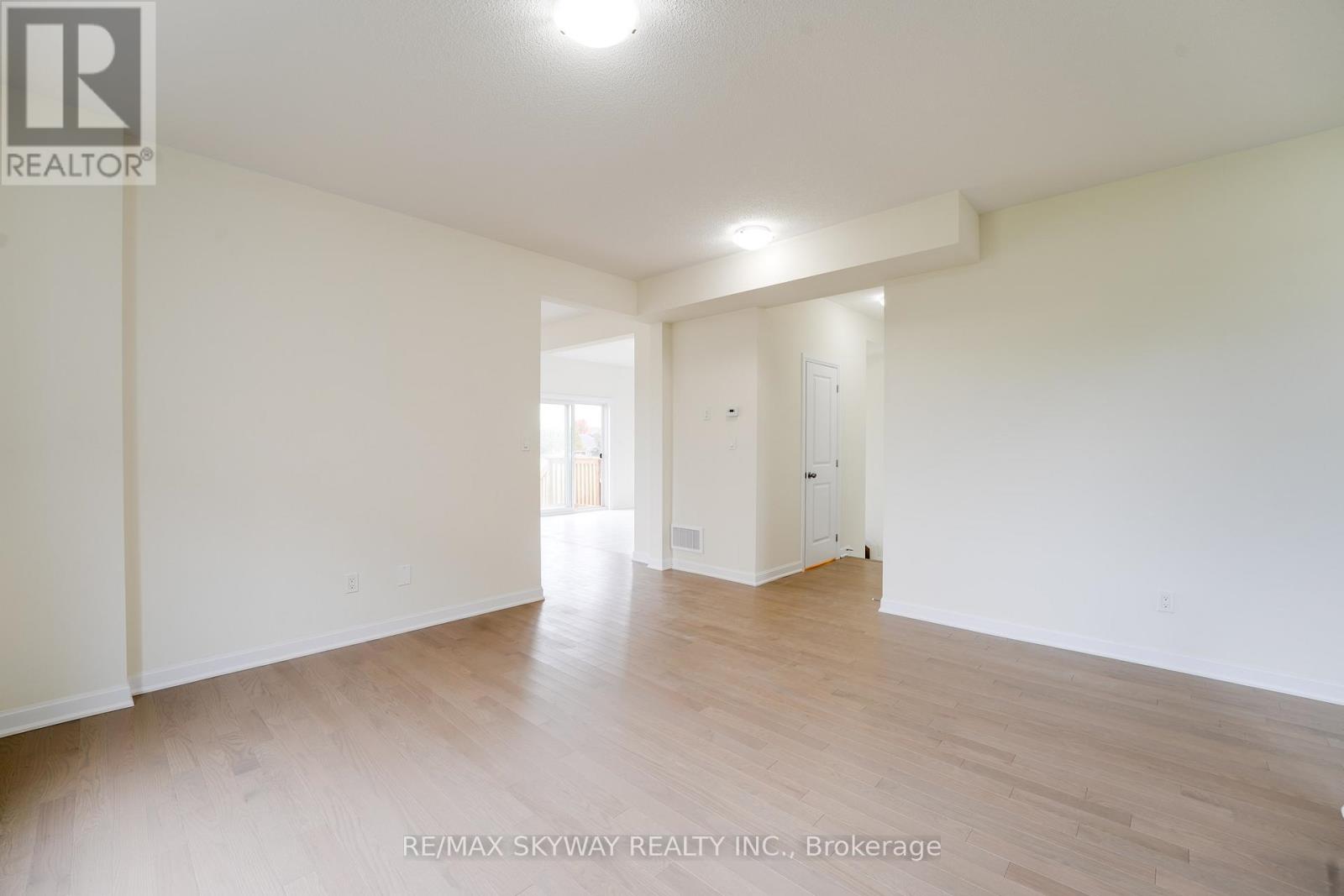 76 Golf Links Drive, Loyalist, Ontario  K0H 0B4 - Photo 12 - X12437293