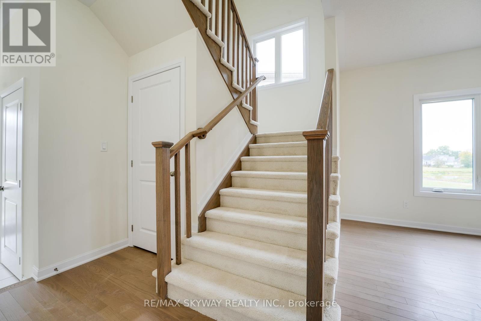 76 Golf Links Drive, Loyalist, Ontario  K0H 0B4 - Photo 37 - X12437293