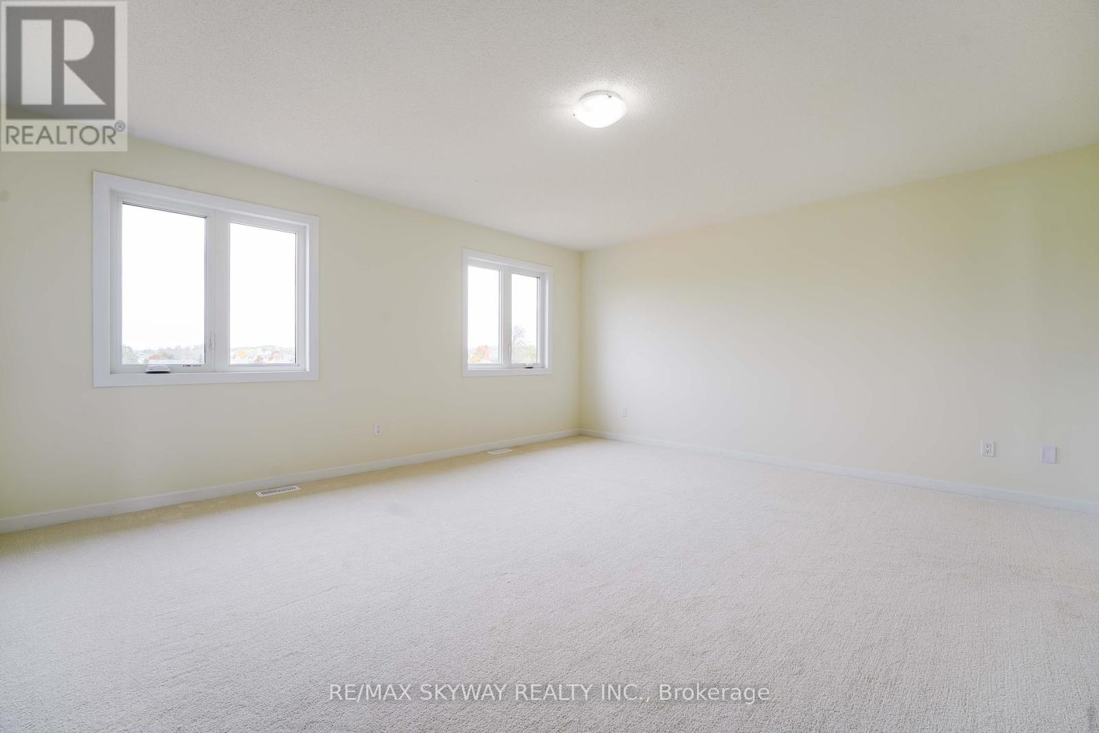 76 Golf Links Drive, Loyalist, Ontario  K0H 0B4 - Photo 38 - X12437293