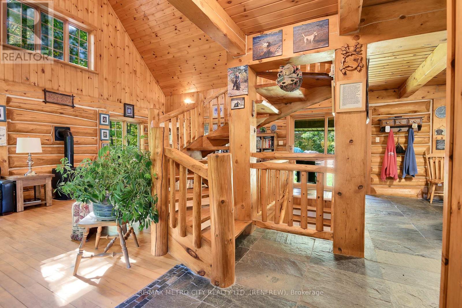 109 Scharf Lane, Greater Madawaska, Ontario  K0J 1H0 - Photo 7 - X12437537