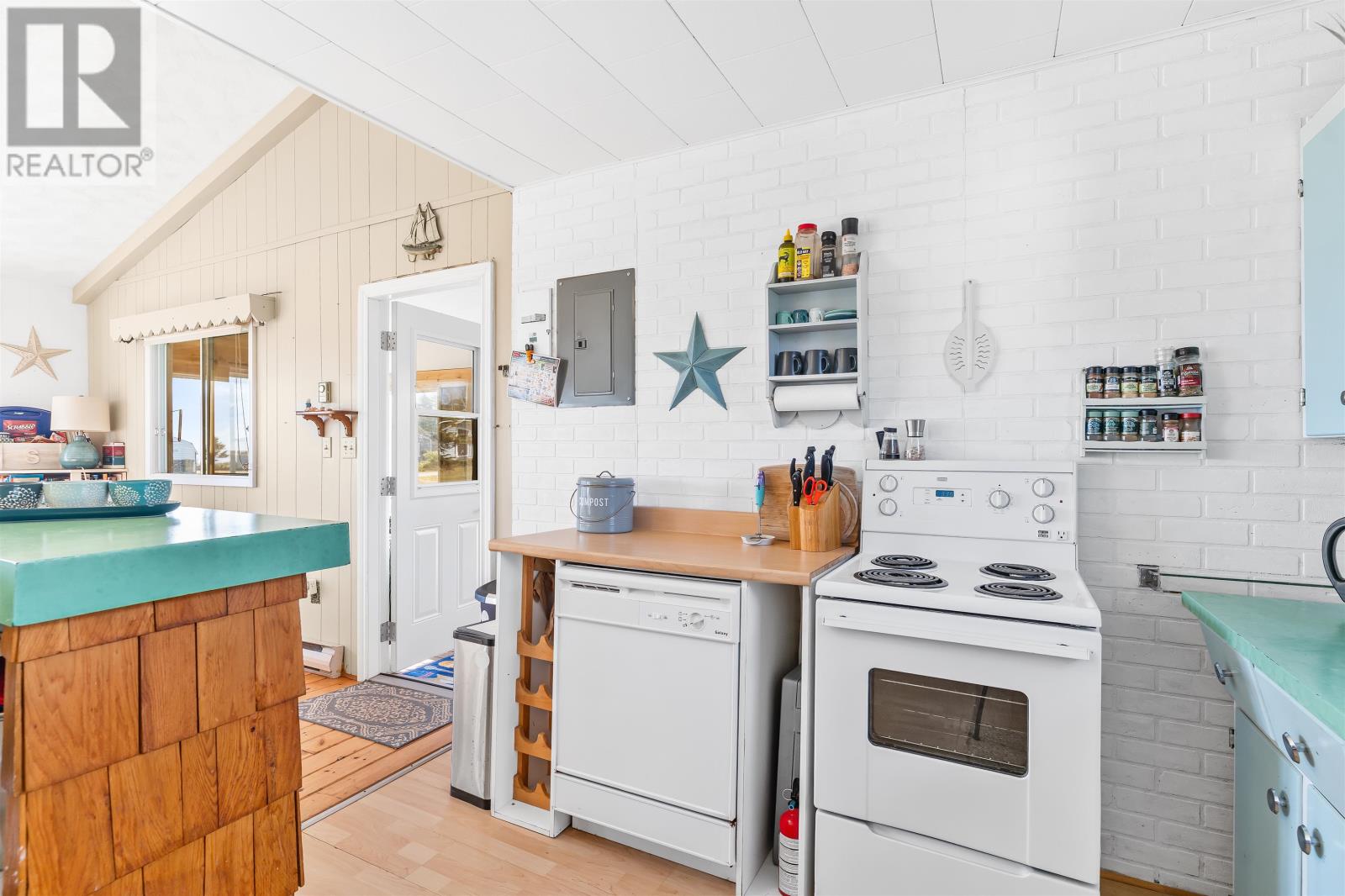 57 Hummingbird Crescent, Fernwood, Prince Edward Island  C0B 1C0 - Photo 29 - 202524705