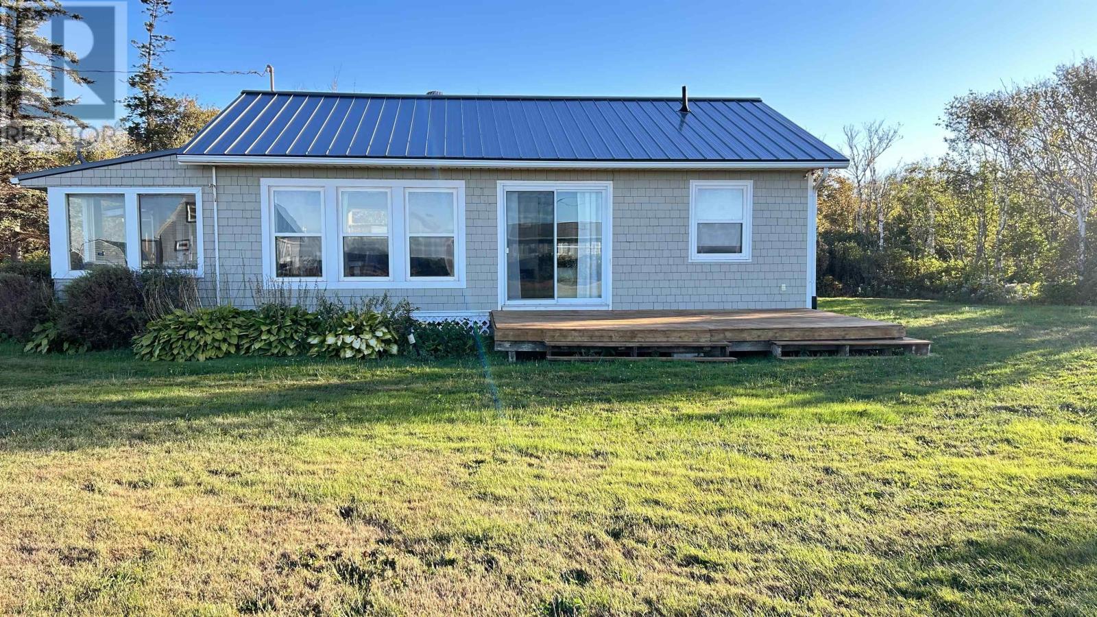 57 Hummingbird Crescent, Fernwood, Prince Edward Island  C0B 1C0 - Photo 35 - 202524705