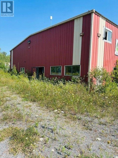 4345 Northfield Road, South Stormont, Ontario  K0C 1R0 - Photo 2 - X12437407