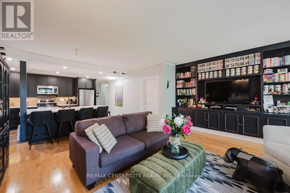 401 - 280 Queens Avenue S, London East, Ontario  N6B 1X3 - Photo 11 - X12307000