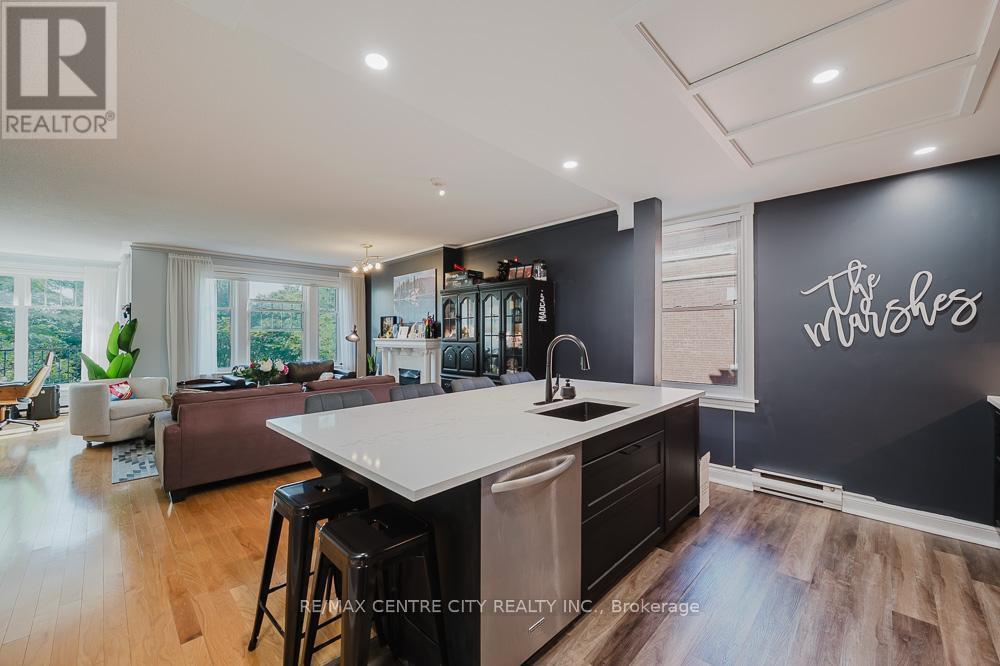401 - 280 Queens Avenue S, London East, Ontario  N6B 1X3 - Photo 2 - X12307000