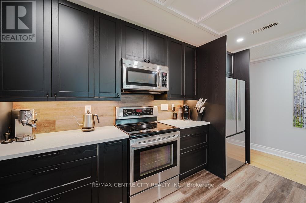 401 - 280 Queens Avenue S, London East, Ontario  N6B 1X3 - Photo 7 - X12307000
