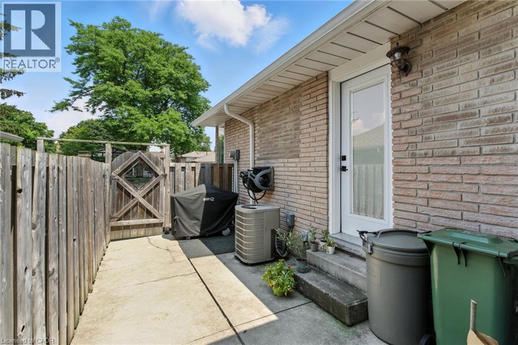 374 Magnolia Drive, Hamilton, Ontario  L9C 6N7 - Photo 46 - 40775403