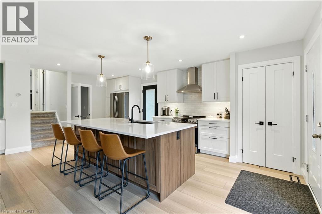 374 Magnolia Drive, Hamilton, Ontario  L9C 6N7 - Photo 6 - 40775403