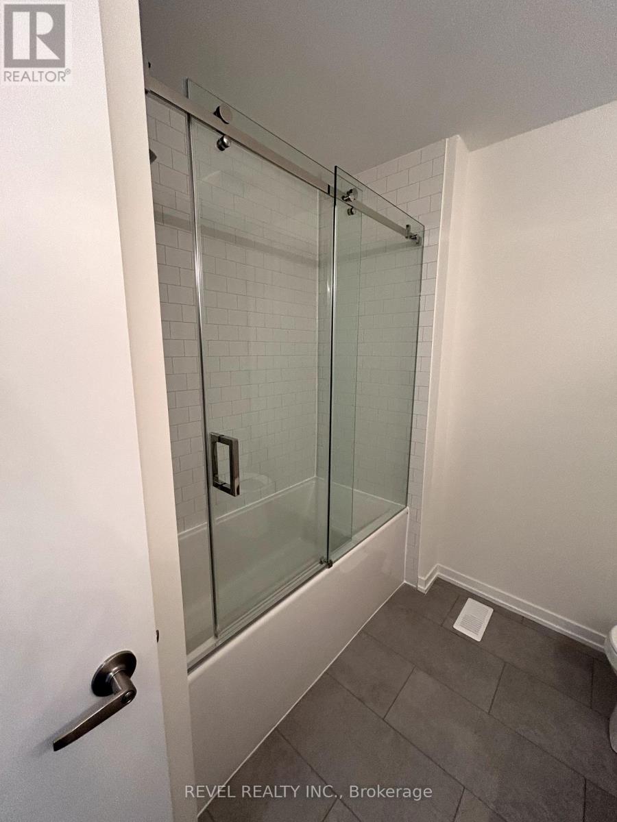 25 Radium Lane, Cambridge, Ontario  N1P 1H1 - Photo 12 - X12437335
