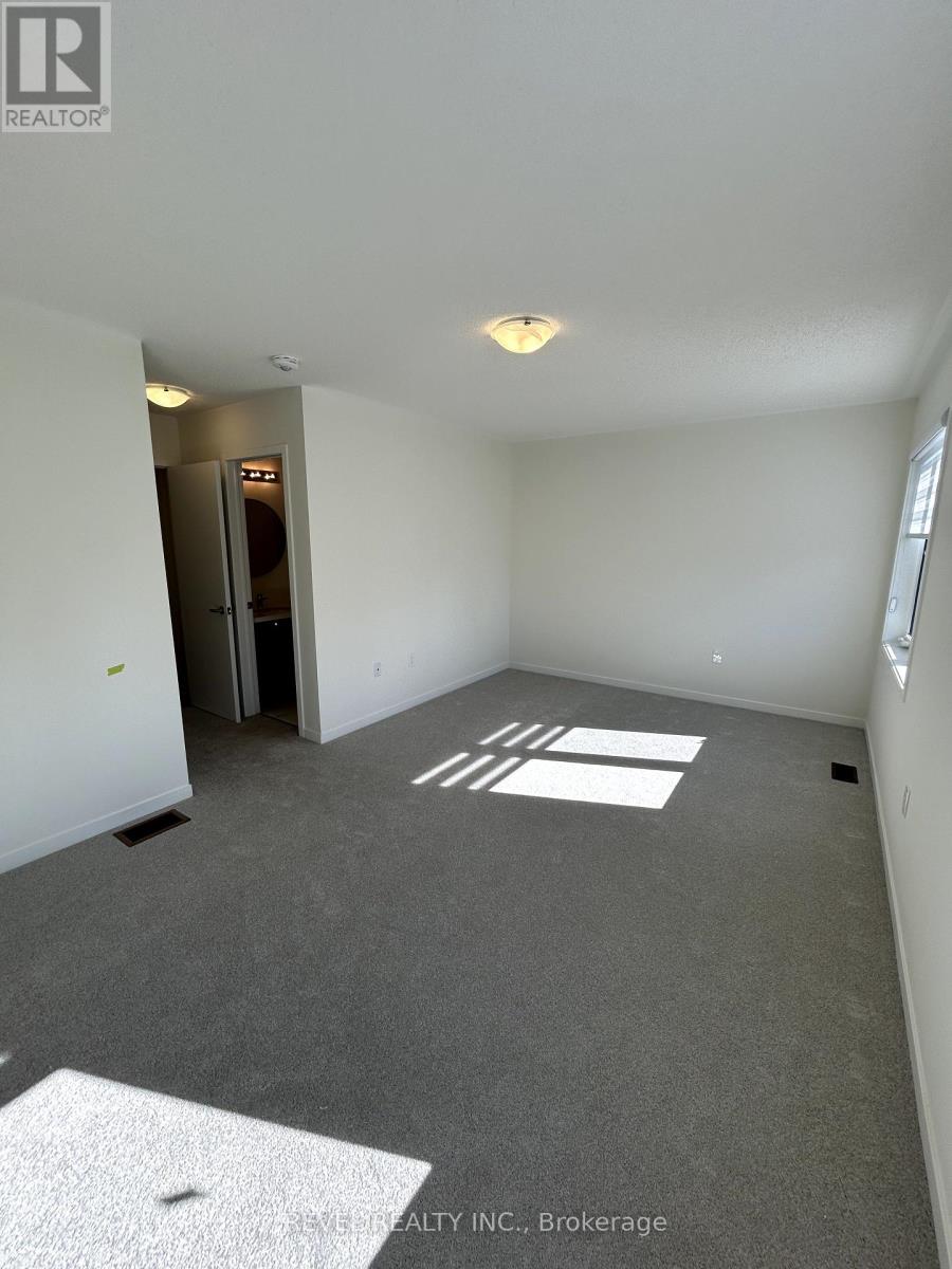25 Radium Lane, Cambridge, Ontario  N1P 1H1 - Photo 14 - X12437335