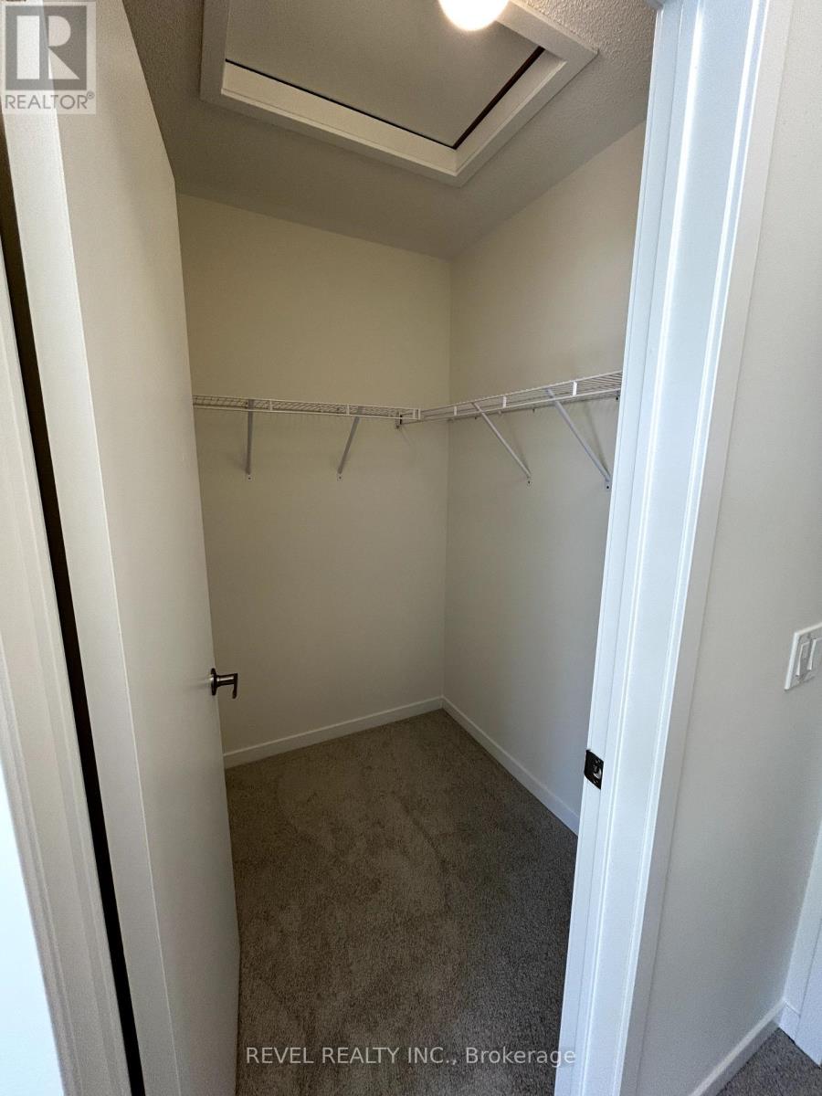 25 Radium Lane, Cambridge, Ontario  N1P 1H1 - Photo 15 - X12437335