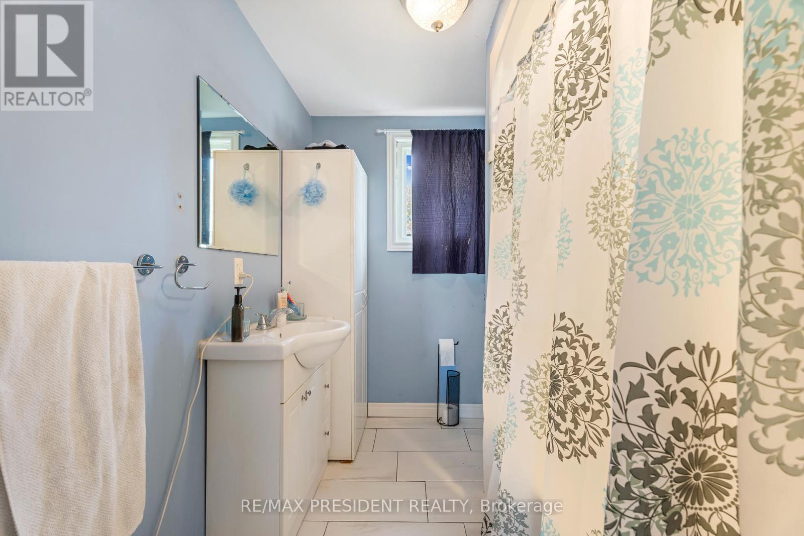 1224 Parkinson Road, Woodstock, Ontario  N4S 7W3 - Photo 14 - X12437345