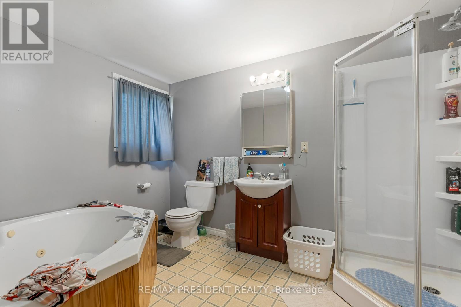 1224 Parkinson Road, Woodstock, Ontario  N4S 7W3 - Photo 17 - X12437345
