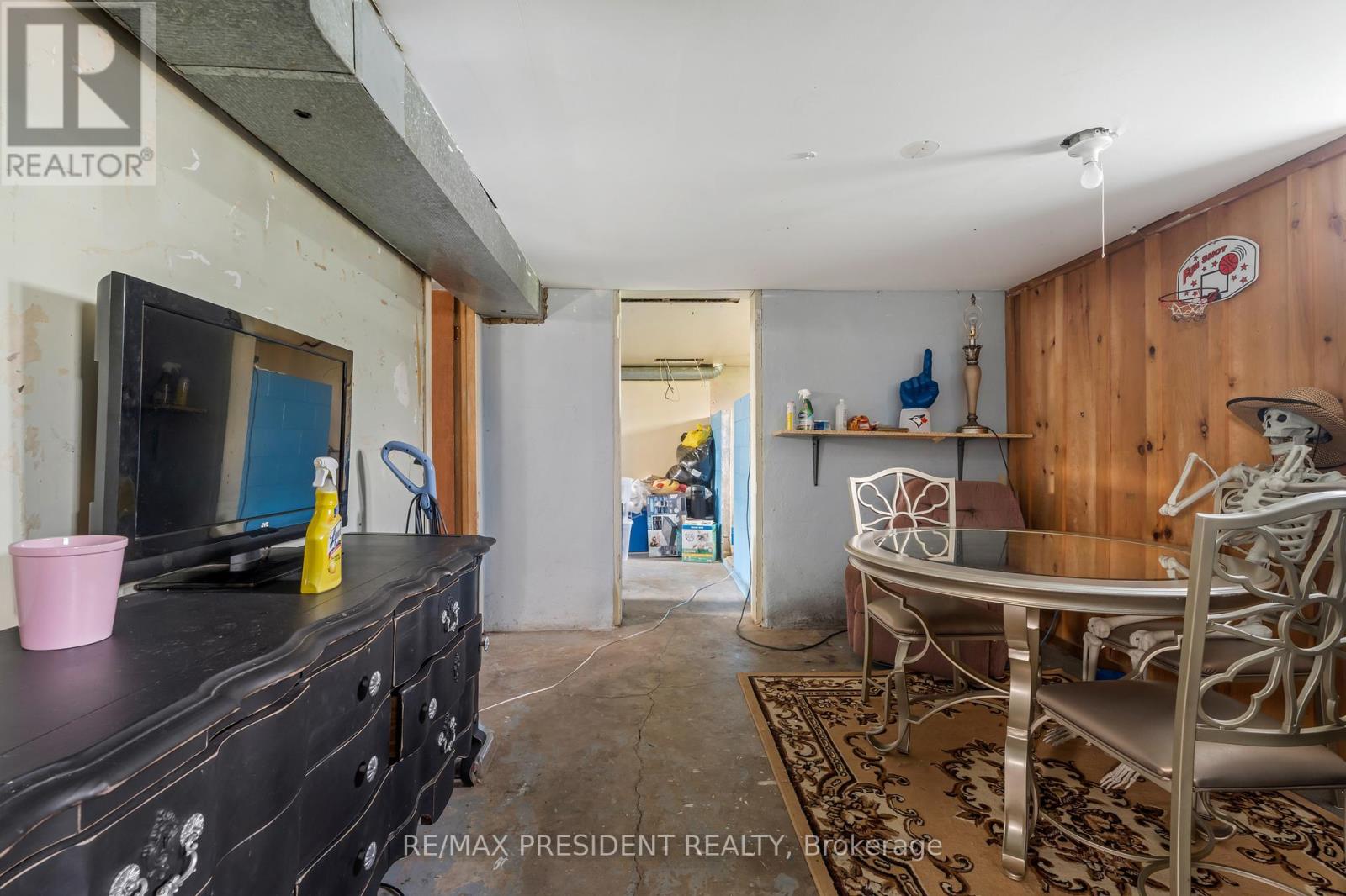 1224 Parkinson Road, Woodstock, Ontario  N4S 7W3 - Photo 23 - X12437345