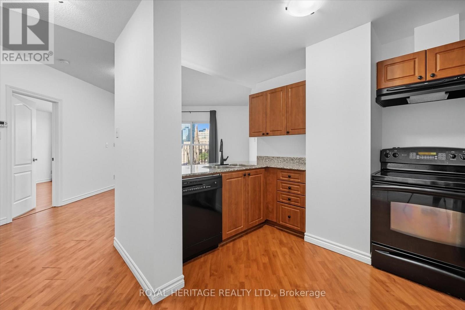 615 - 135 James Street S, Hamilton, Ontario  L8P 2Z6 - Photo 3 - X12437351