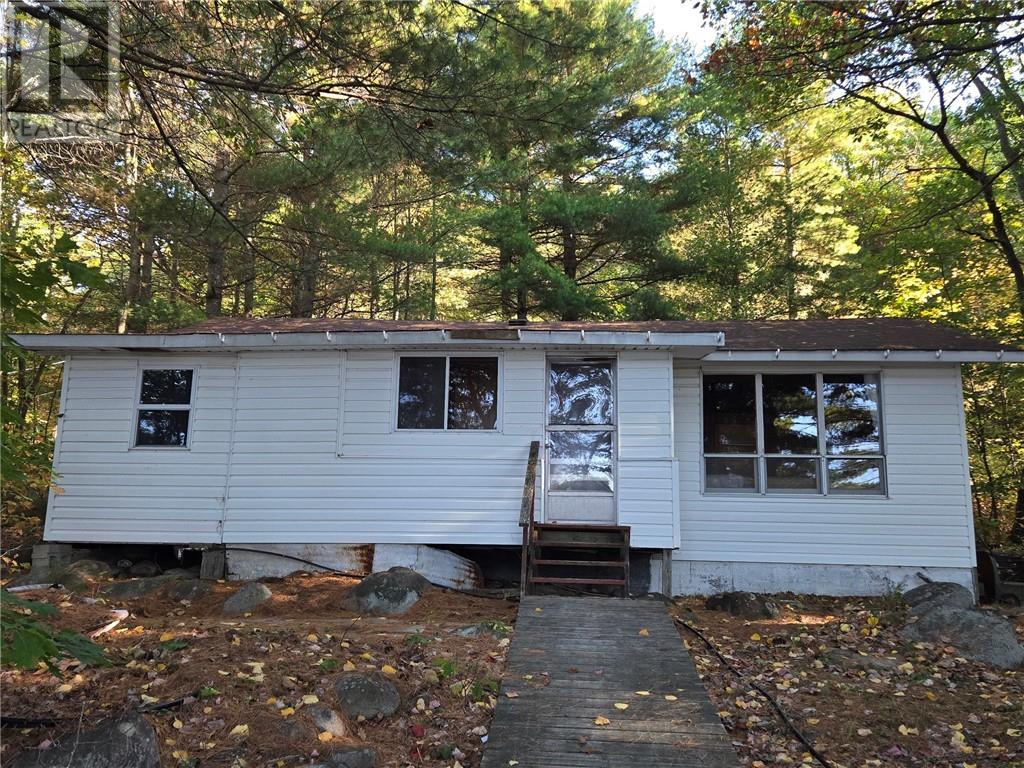 13 Four Mile Island, Alban, Ontario  P0M 1A0 - Photo 3 - 2125012