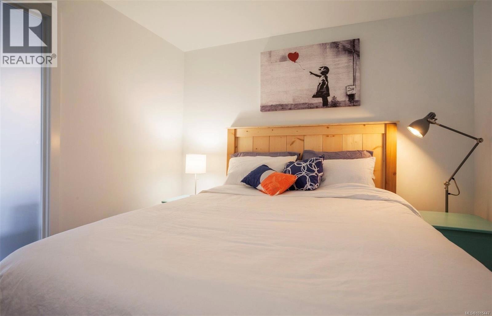 212 528 Pandora Ave, Victoria, British Columbia  V8W 0C6 - Photo 16 - 1015447