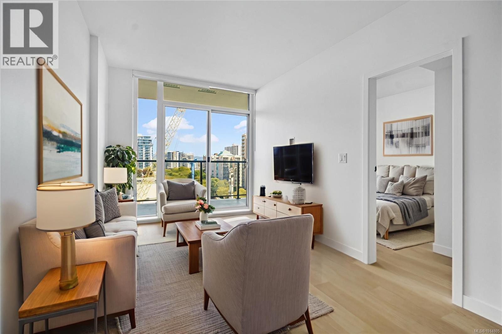 801 1100 Yates St, Victoria, British Columbia  V8V 0H5 - Photo 4 - 1014805