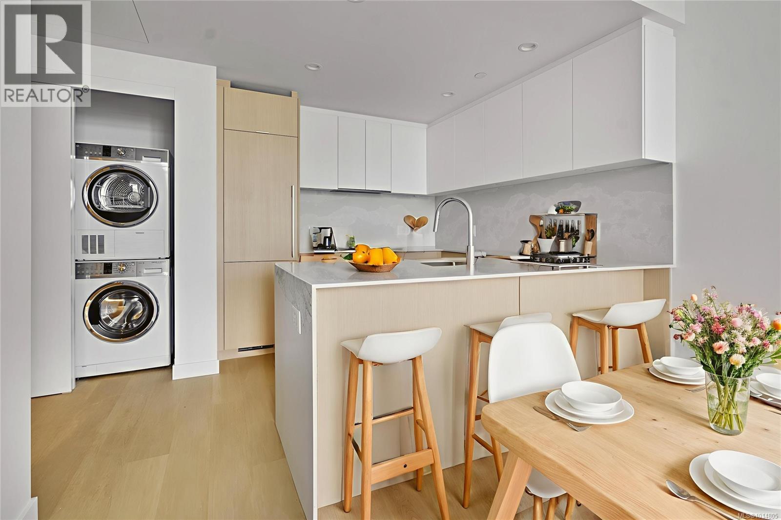 801 1100 Yates St, Victoria, British Columbia  V8V 0H5 - Photo 5 - 1014805