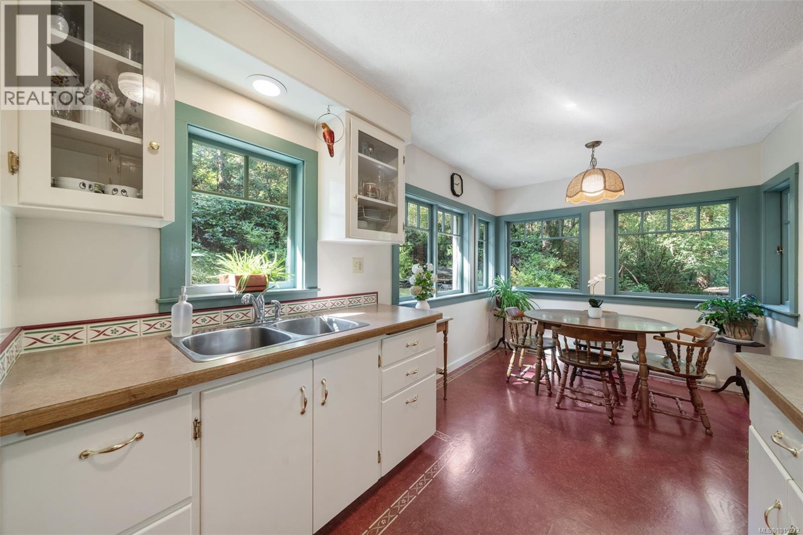 2295 King Rd, Sooke, British Columbia  V9Z 0K7 - Photo 15 - 1015272