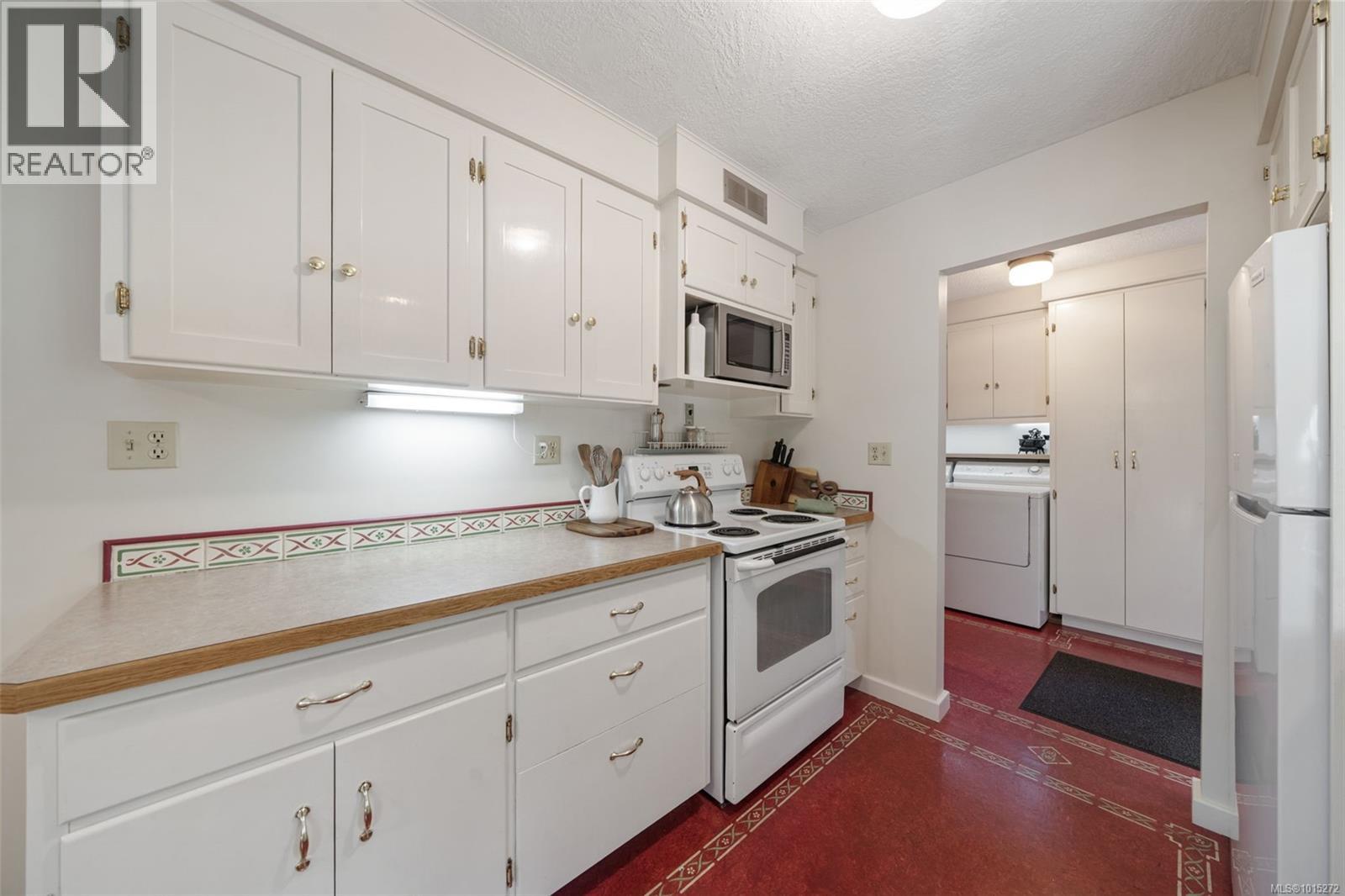2295 King Rd, Sooke, British Columbia  V9Z 0K7 - Photo 13 - 1015272