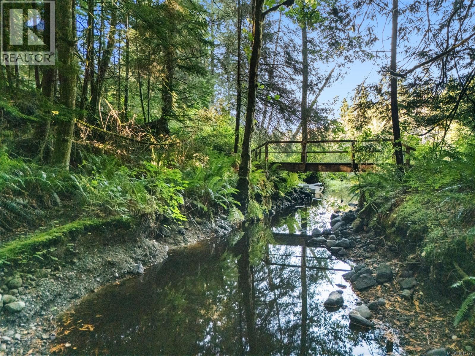 2295 King Rd, Sooke, British Columbia  V9Z 0K7 - Photo 2 - 1015272