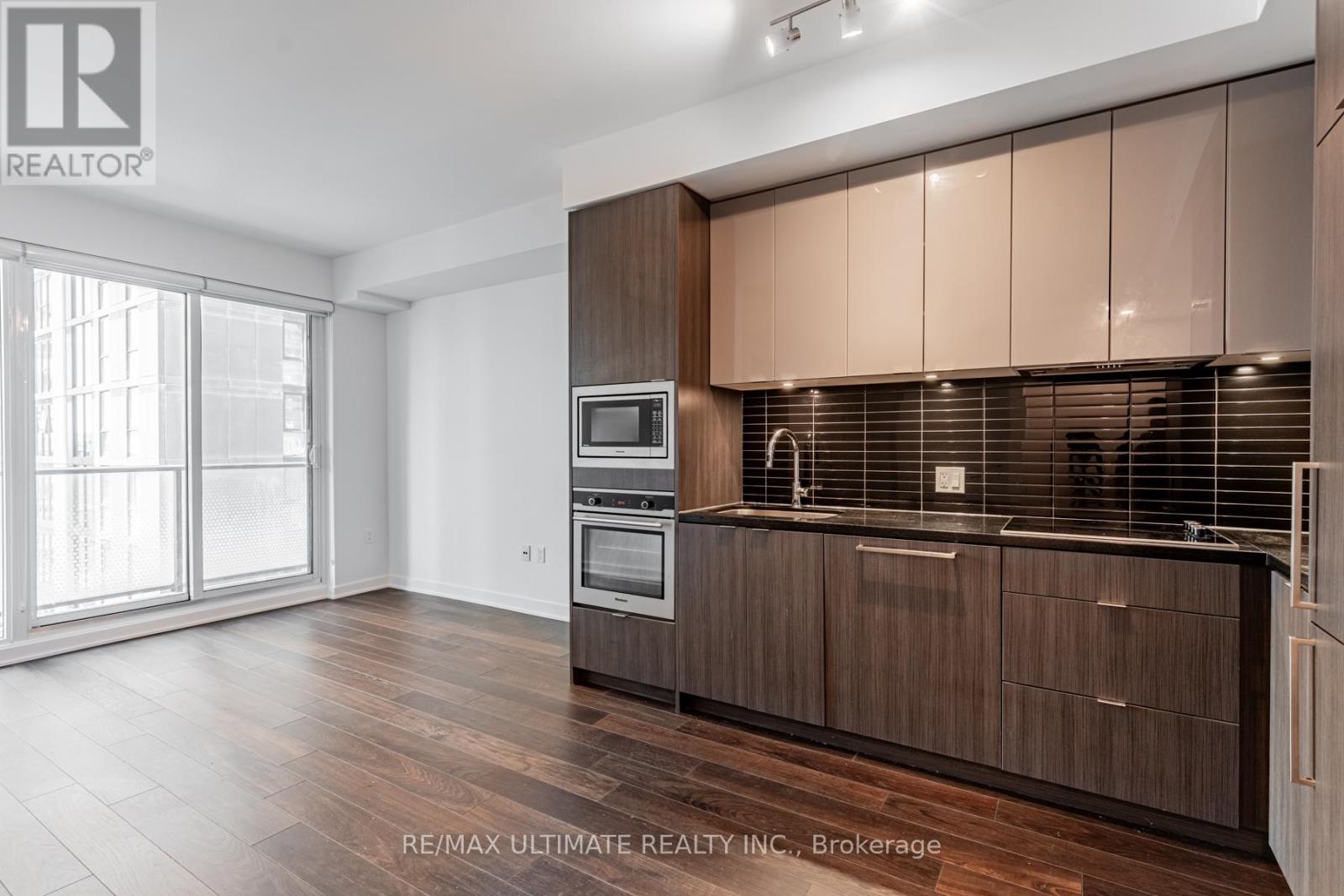 1507 - 115 Blue Jays Way, Toronto, Ontario  M5V 0N4 - Photo 1 - C12436879