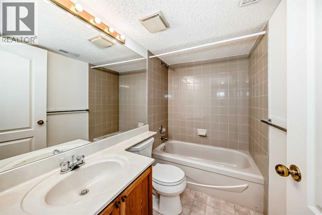 44 Hawkside Park Nw, Calgary, Alberta  T3G 2W4 - Photo 38 - A2257658