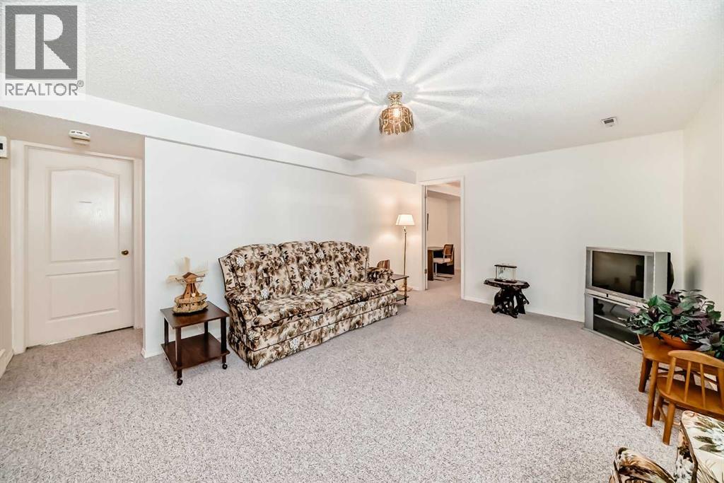 44 Hawkside Park Nw, Calgary, Alberta  T3G 2W4 - Photo 32 - A2257658