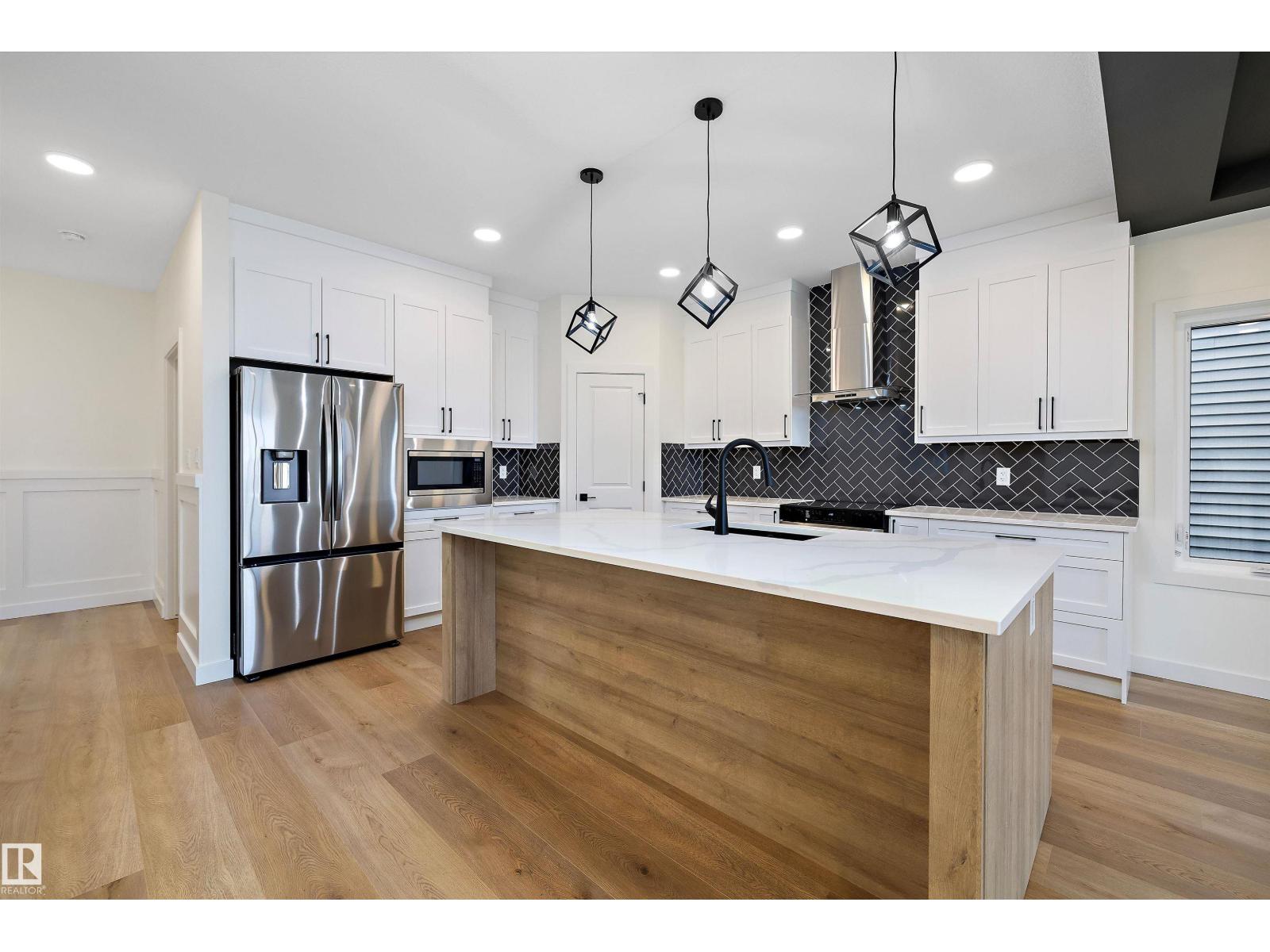 28 Cannes Cv, St. Albert, Alberta  T8T 2C6 - Photo 10 - E4460237