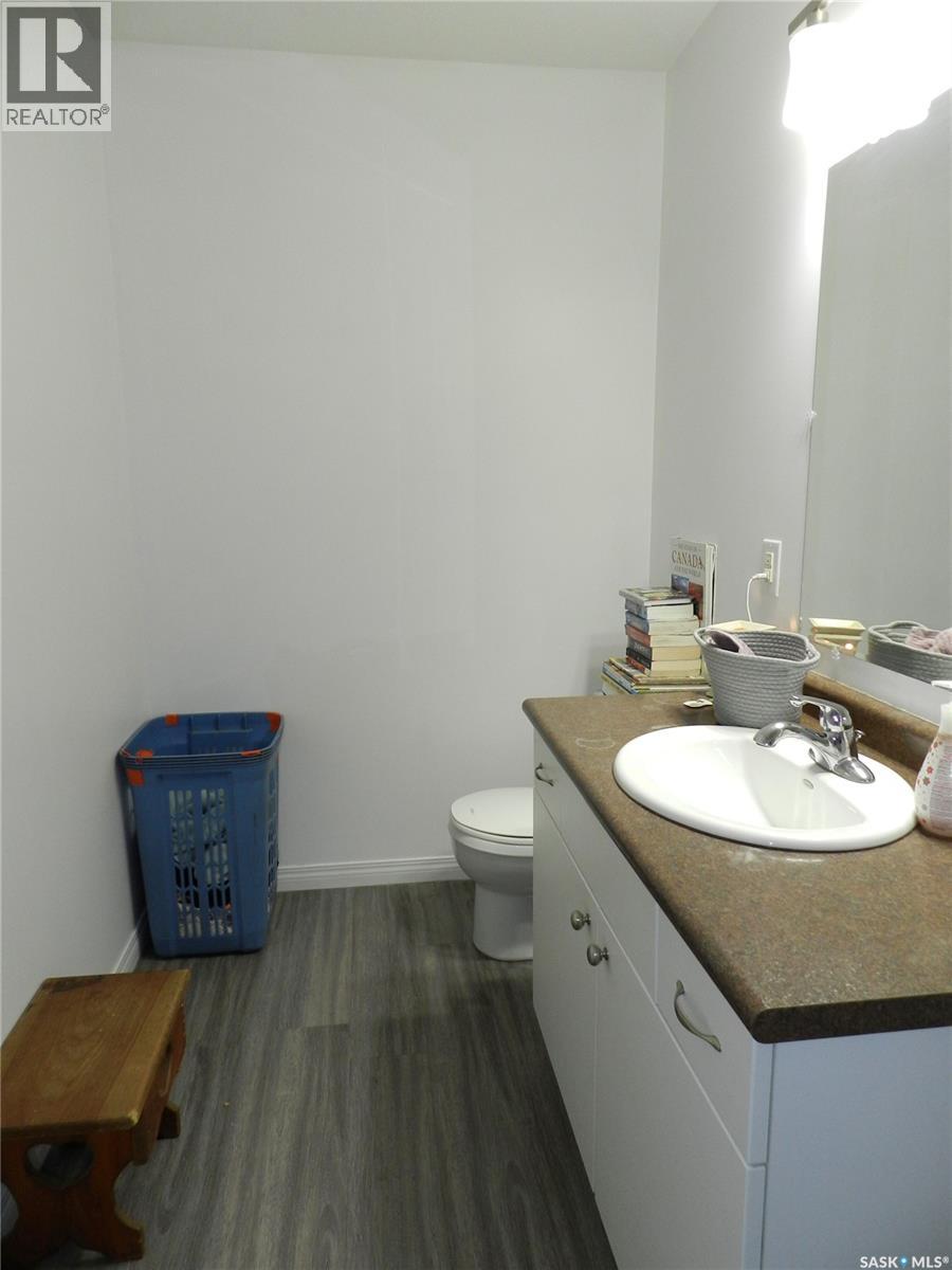 907 Ominica Street E, Moose Jaw, Saskatchewan  S6H 0J1 - Photo 11 - SK019775