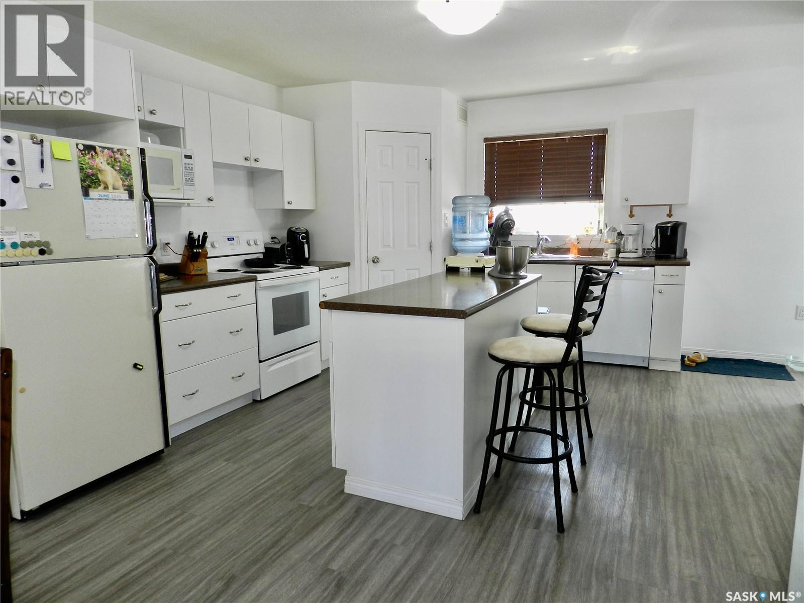 907 Ominica Street E, Moose Jaw, Saskatchewan  S6H 0J1 - Photo 9 - SK019775