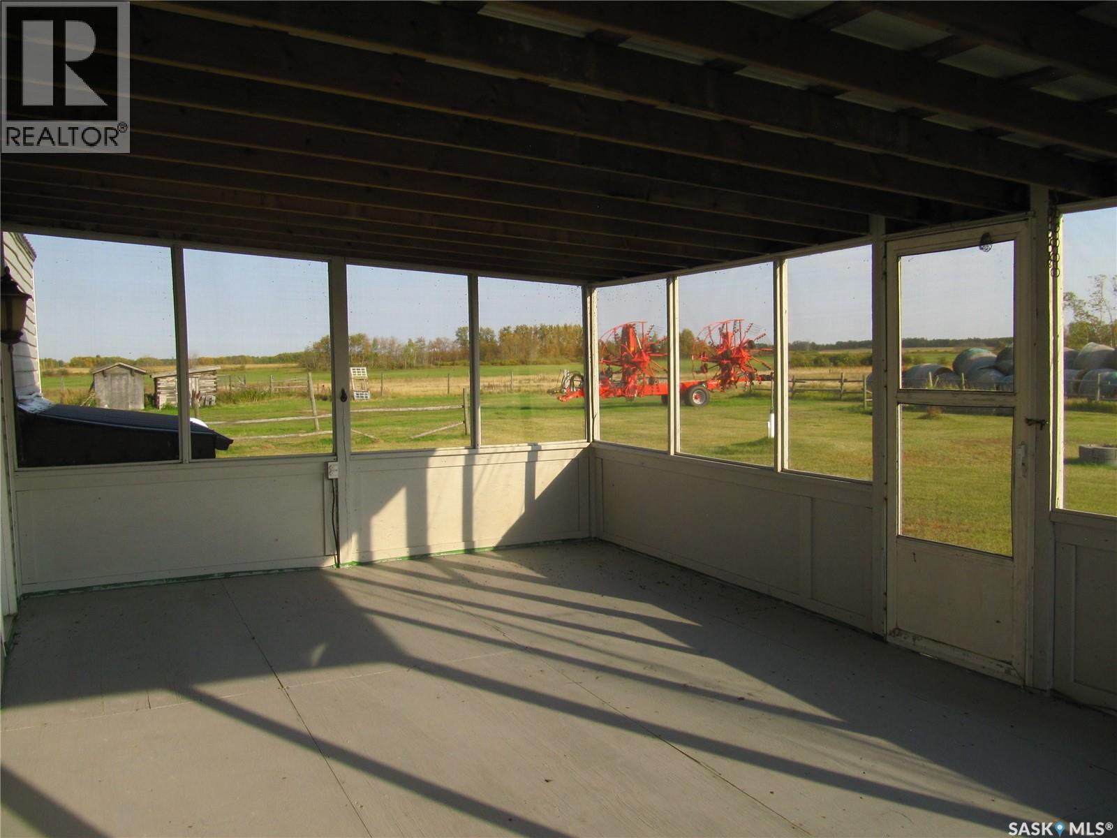 Glaslyn Ne Acreage, Parkdale Rm No. 498, Saskatchewan  S0M 0C7 - Photo 15 - SK019770