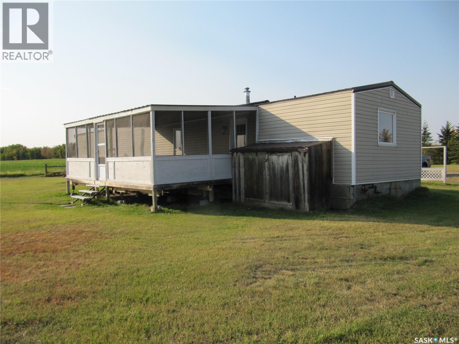 Glaslyn Ne Acreage, Parkdale Rm No. 498, Saskatchewan  S0M 0C7 - Photo 16 - SK019770