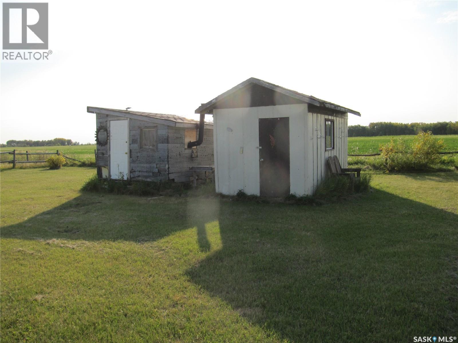 Glaslyn Ne Acreage, Parkdale Rm No. 498, Saskatchewan  S0M 0C7 - Photo 21 - SK019770