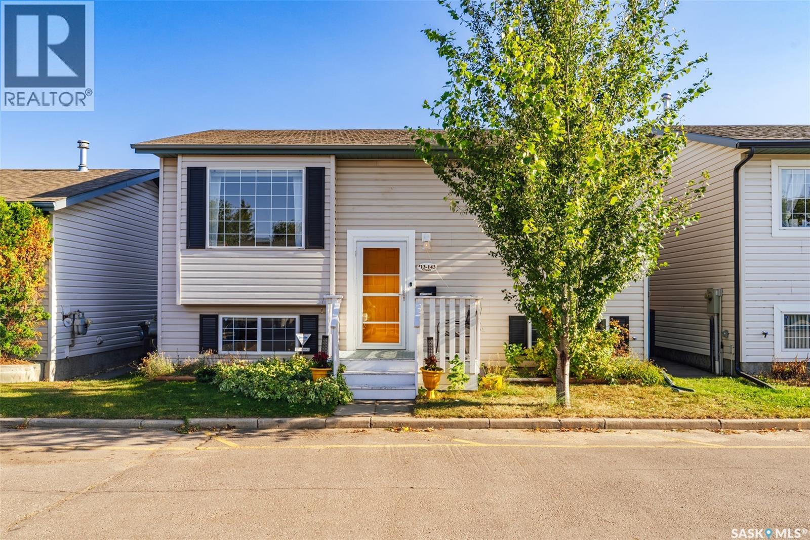 13 143 Gropper Crescent, Saskatoon, Saskatchewan  S7M 5W2 - Photo 1 - SK019716