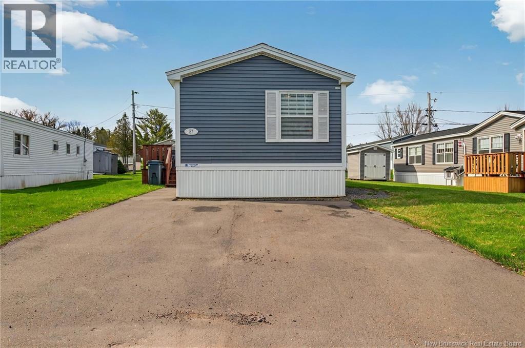 57 Blossom, Riverview, New Brunswick  E1B 4Y7 - Photo 8 - NB127733