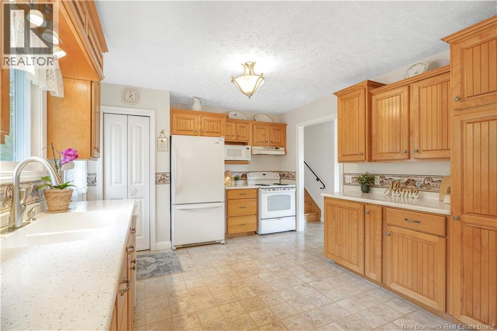 212 Carlisle Road, Fredericton, New Brunswick  E3G 7N8 - Photo 12 - NB127705