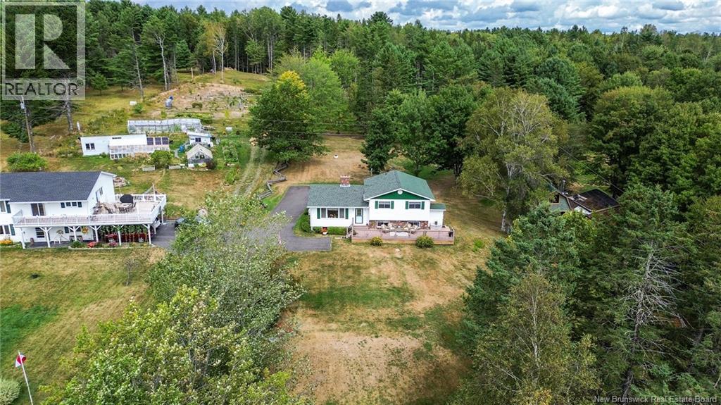 212 Carlisle Road, Fredericton, New Brunswick  E3G 7N8 - Photo 2 - NB127705