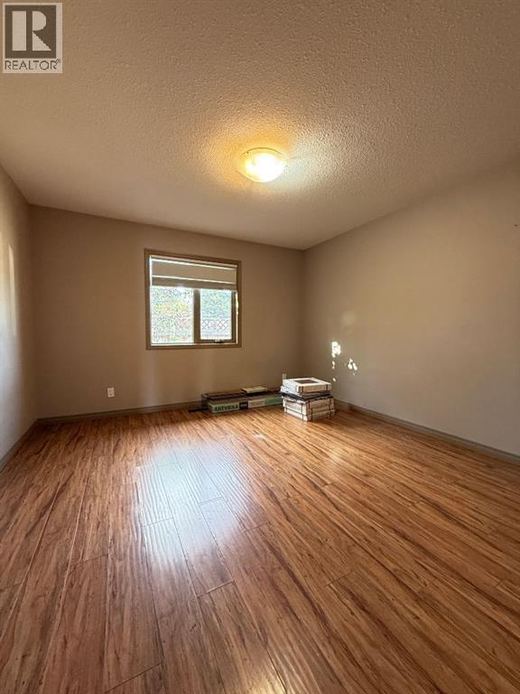 81 Peace River Avenue, Joussard, Alberta  T0G 1J0 - Photo 15 - A2259965