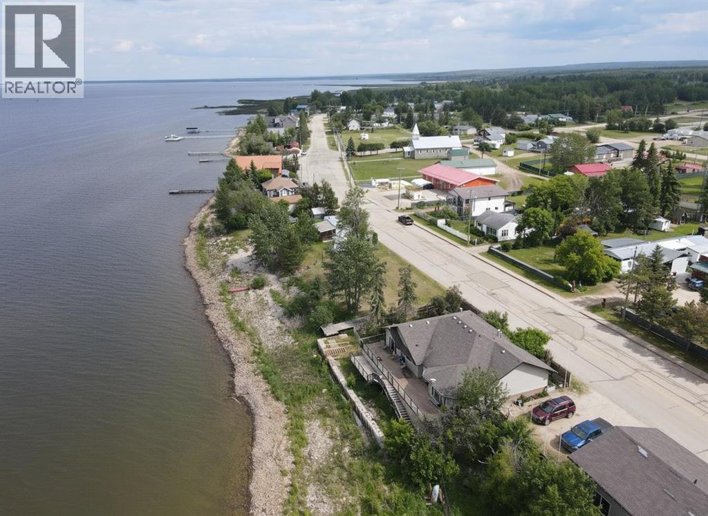 81 Peace River Avenue, Joussard, Alberta  T0G 1J0 - Photo 3 - A2259965