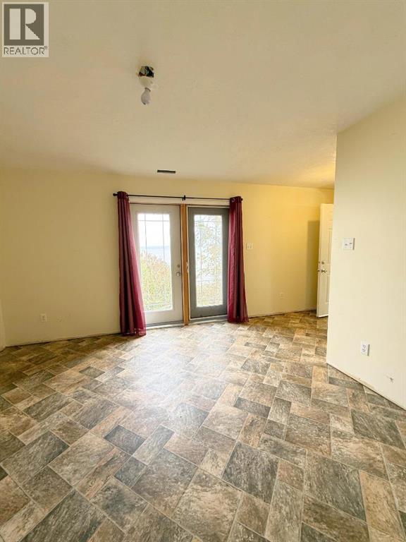 81 Peace River Avenue, Joussard, Alberta  T0G 1J0 - Photo 31 - A2259965