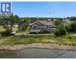 81 Peace River Avenue, Joussard, Ca