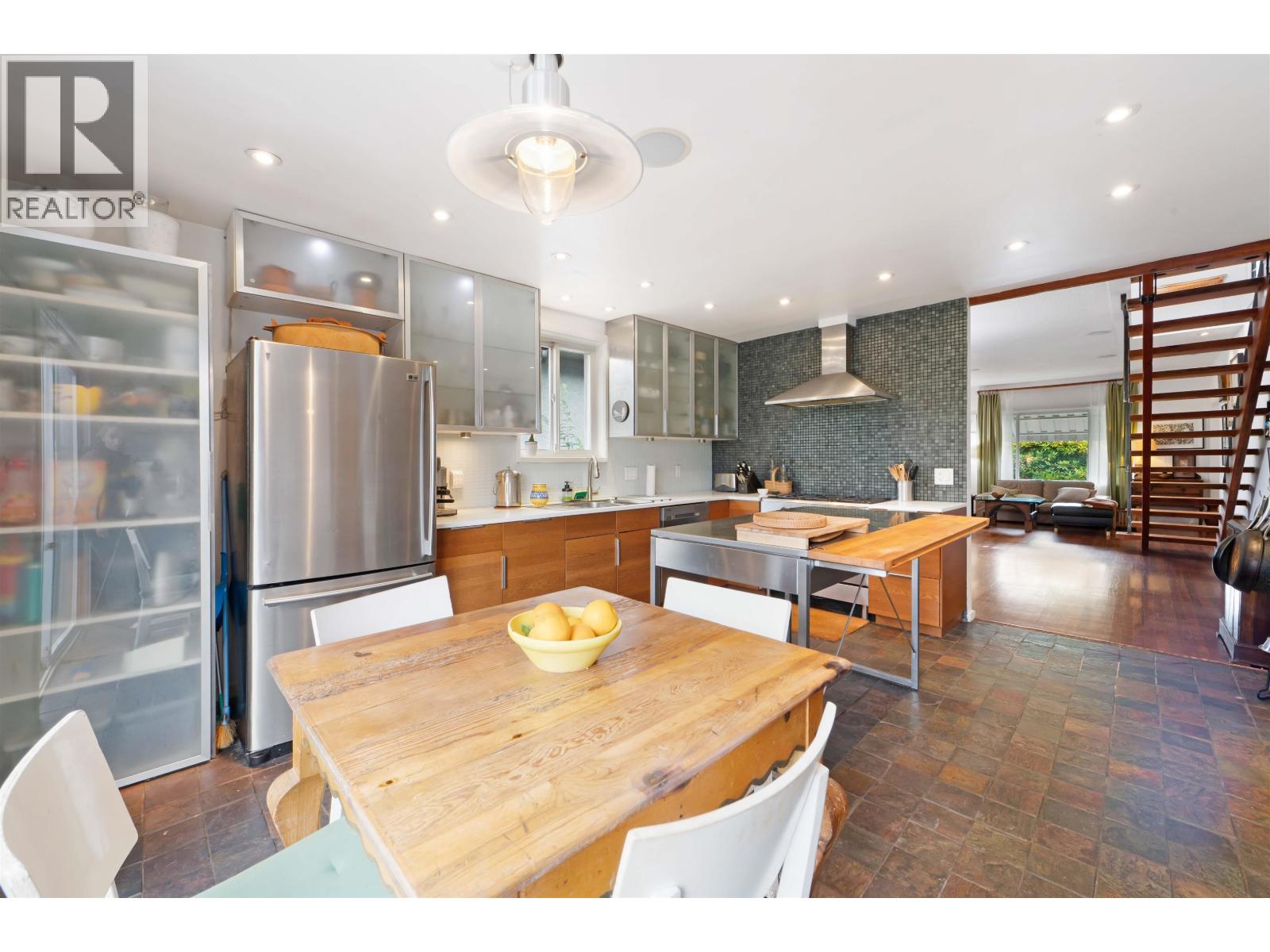 2677 Triumph Street, Vancouver, British Columbia  V5K 1T1 - Photo 6 - R3053154