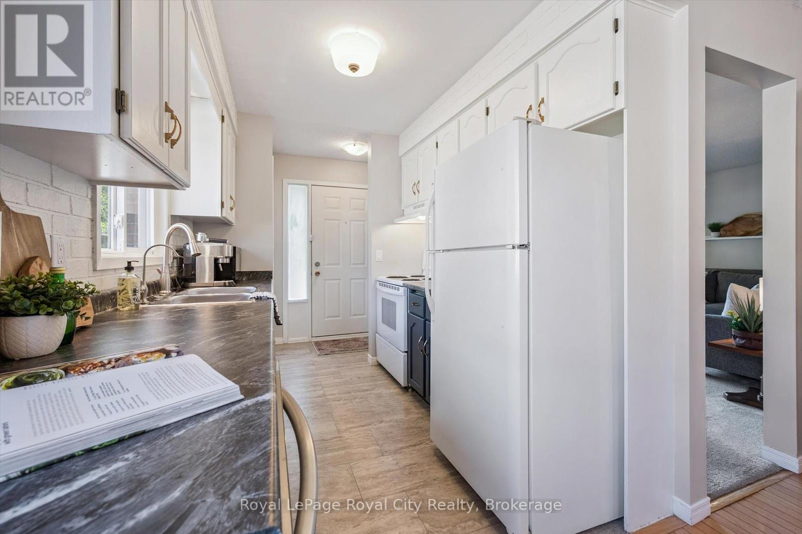 165 Hadati Road, Guelph, Ontario  N1E 6N3 - Photo 15 - X12437199