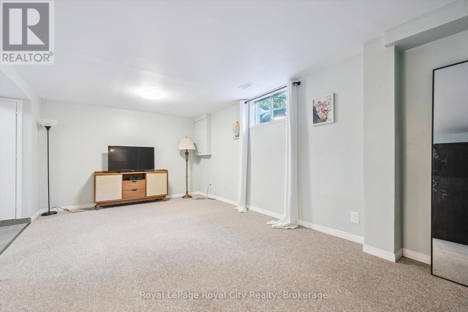 165 Hadati Road, Guelph, Ontario  N1E 6N3 - Photo 23 - X12437199