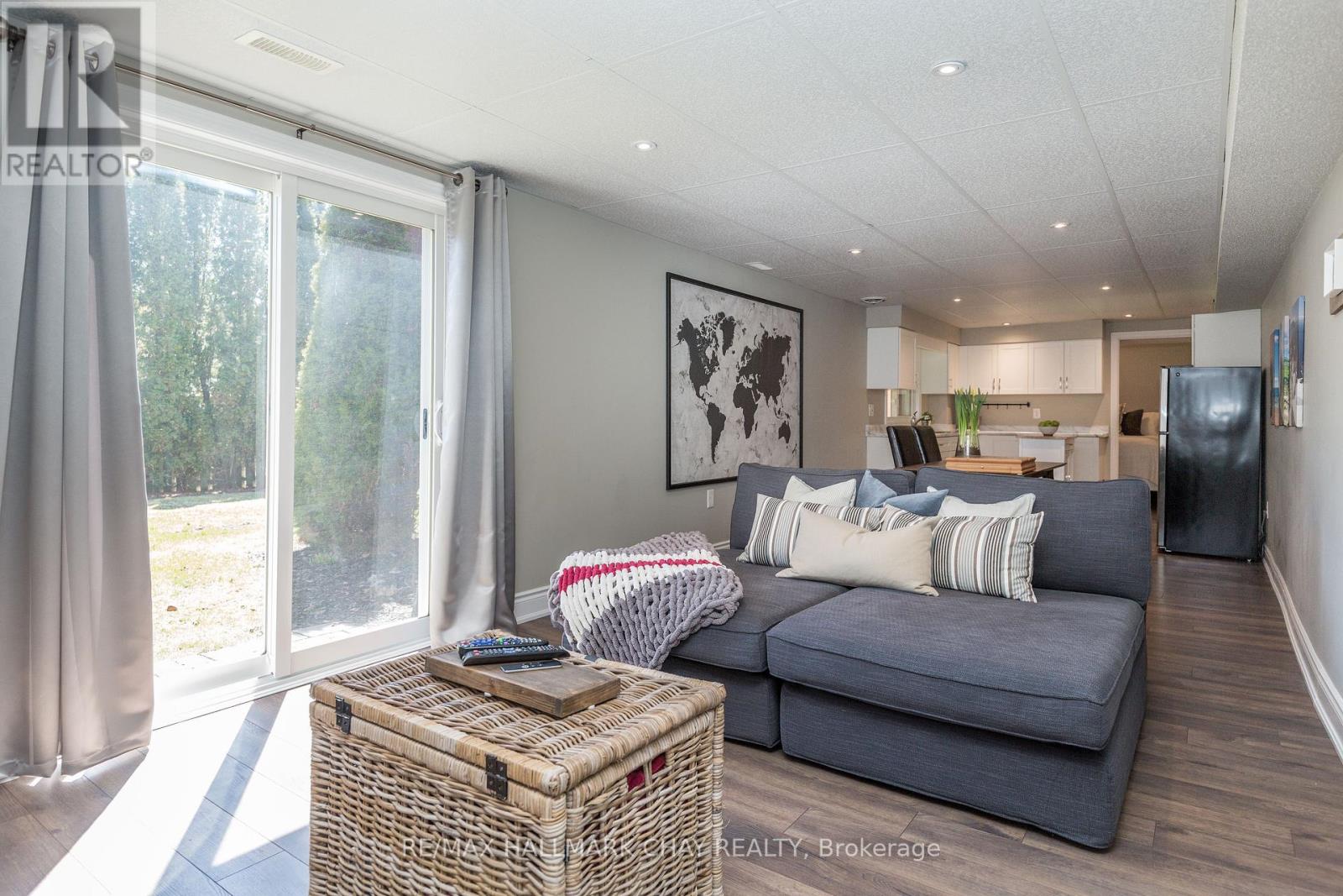 11 Heritage Road, Innisfil, Ontario  L0L 1L0 - Photo 23 - N12322470