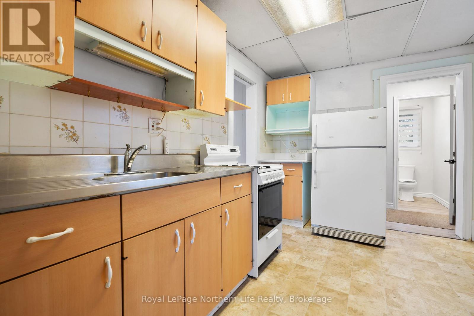 986 Main Street, North Bay, Ontario  P1B 2W1 - Photo 14 - X12437553